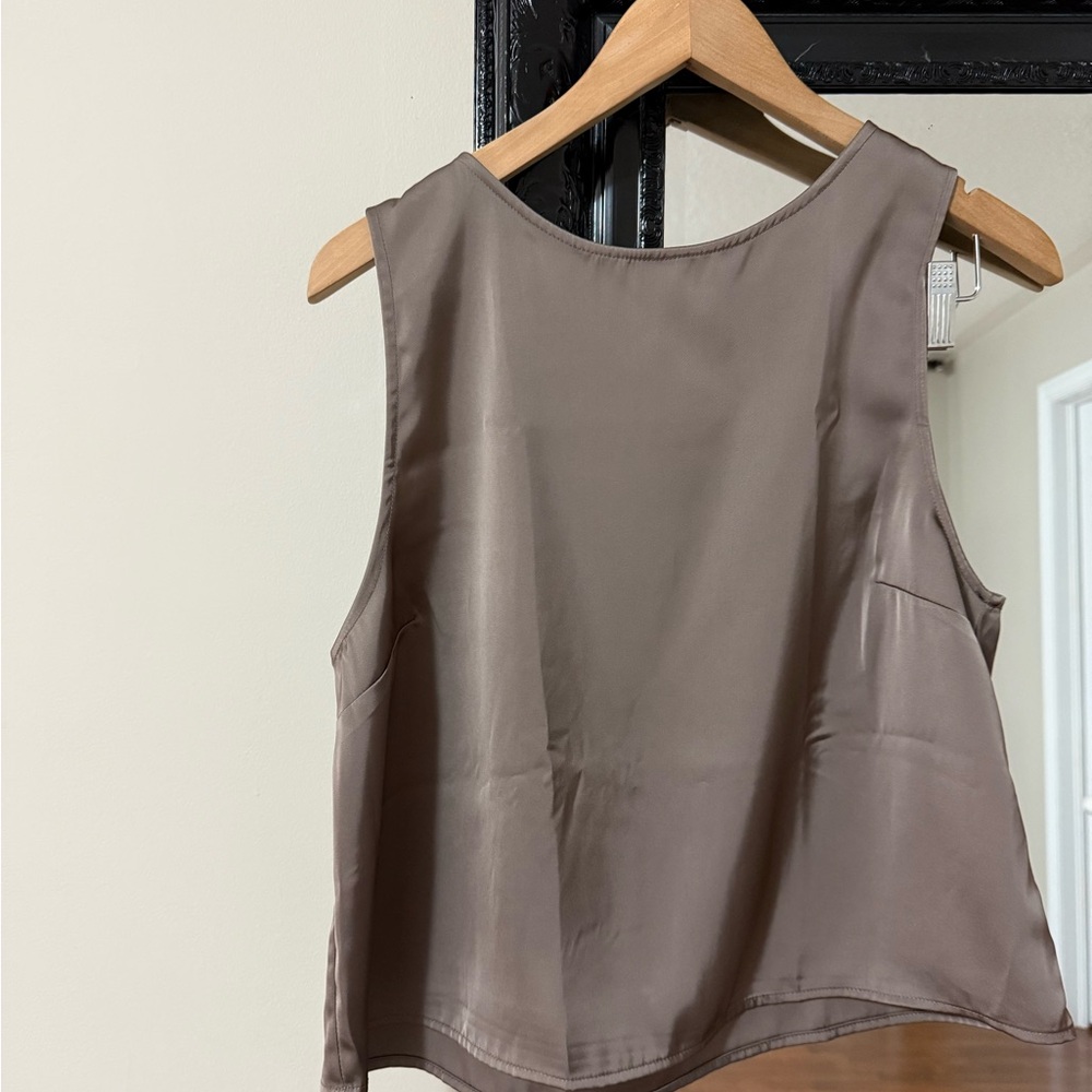 GAP Brown Sleeveless Tank Top - Picture 1 of 1